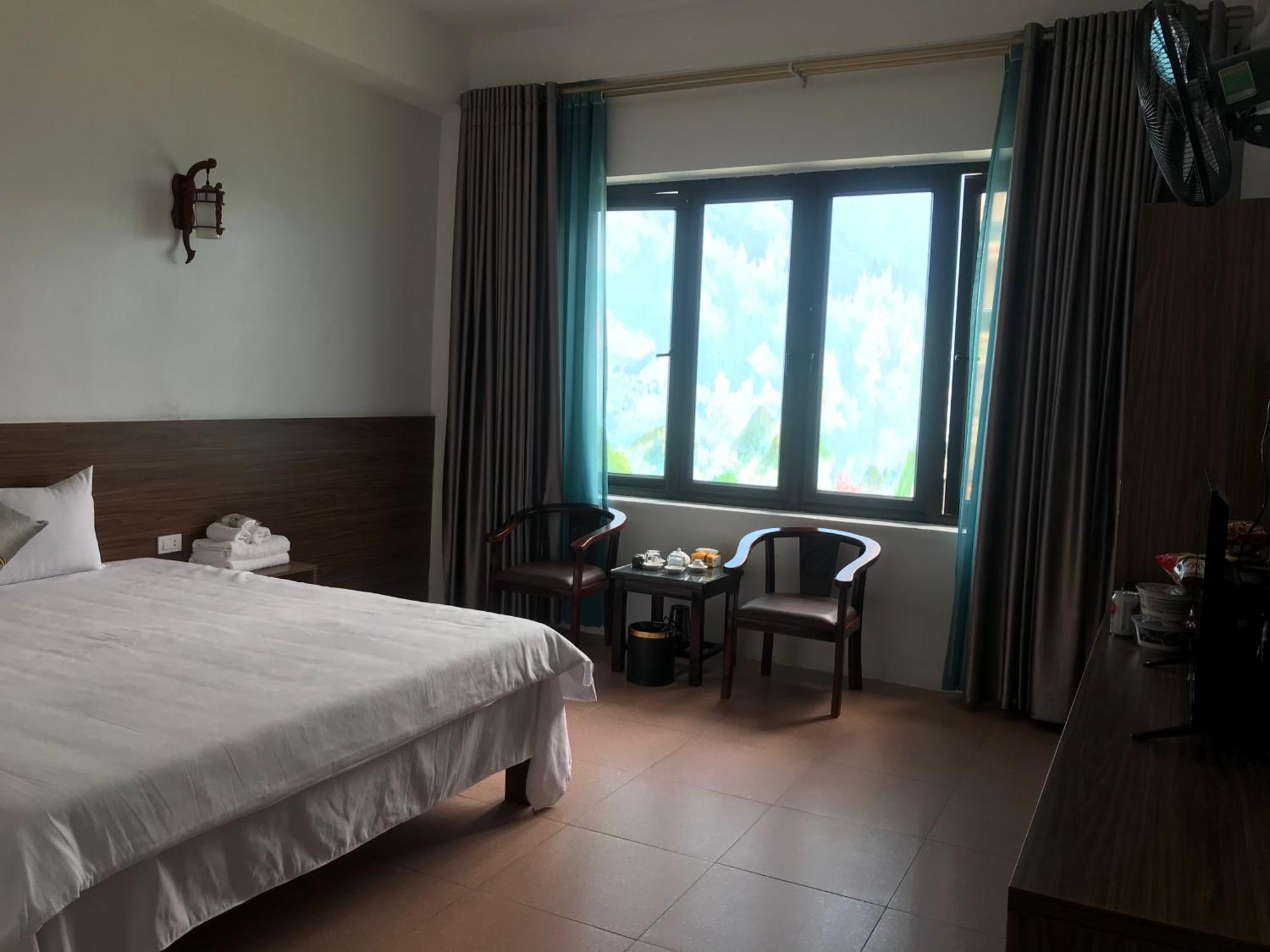 Anh Anh Hotel Bac Ha  Zewnętrze zdjęcie