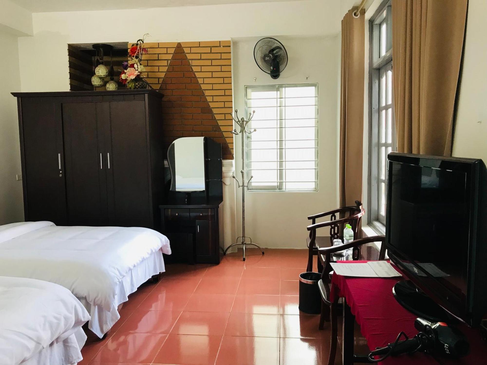 Anh Anh Hotel Bac Ha  Zewnętrze zdjęcie