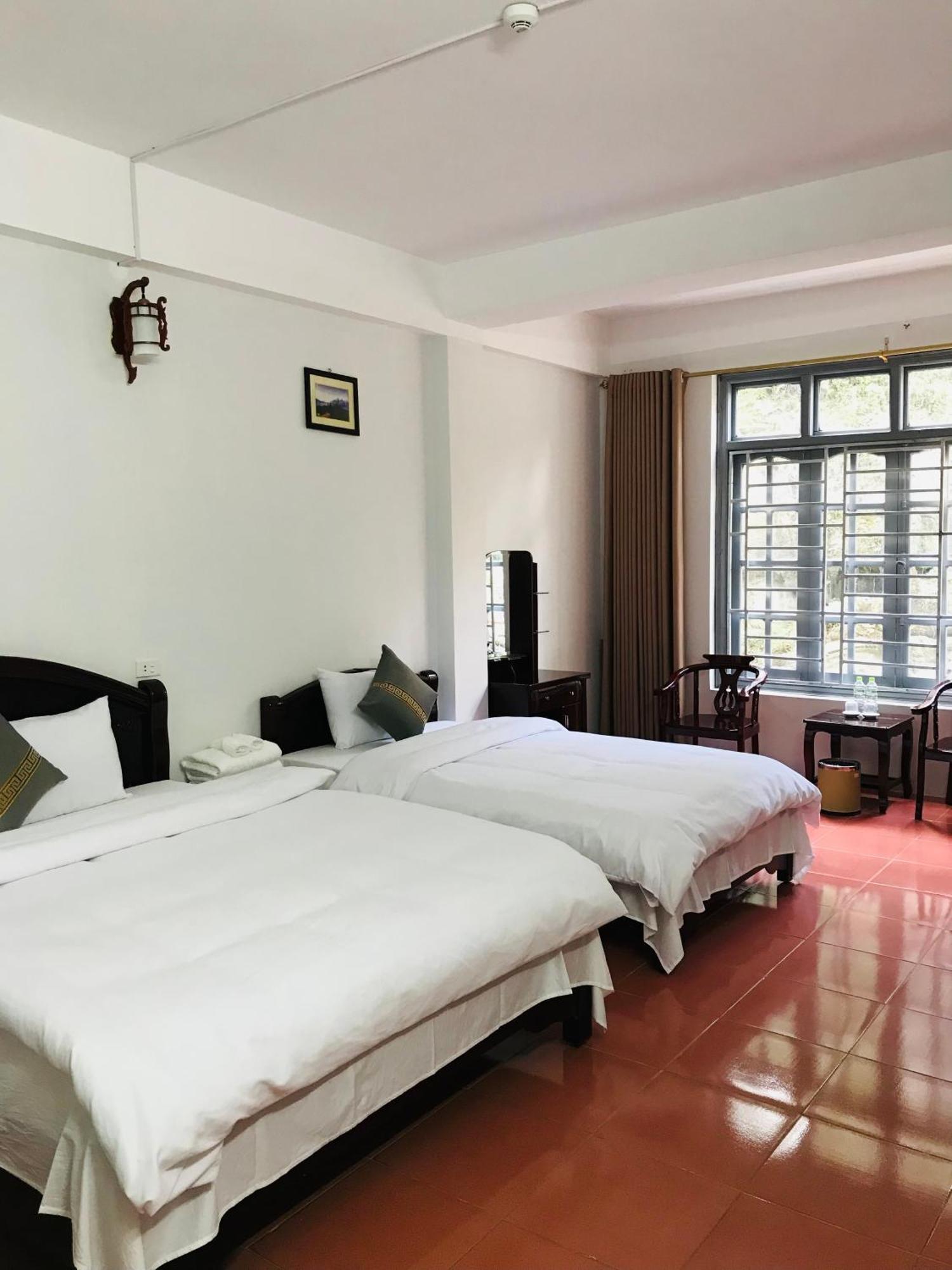 Anh Anh Hotel Bac Ha  Zewnętrze zdjęcie