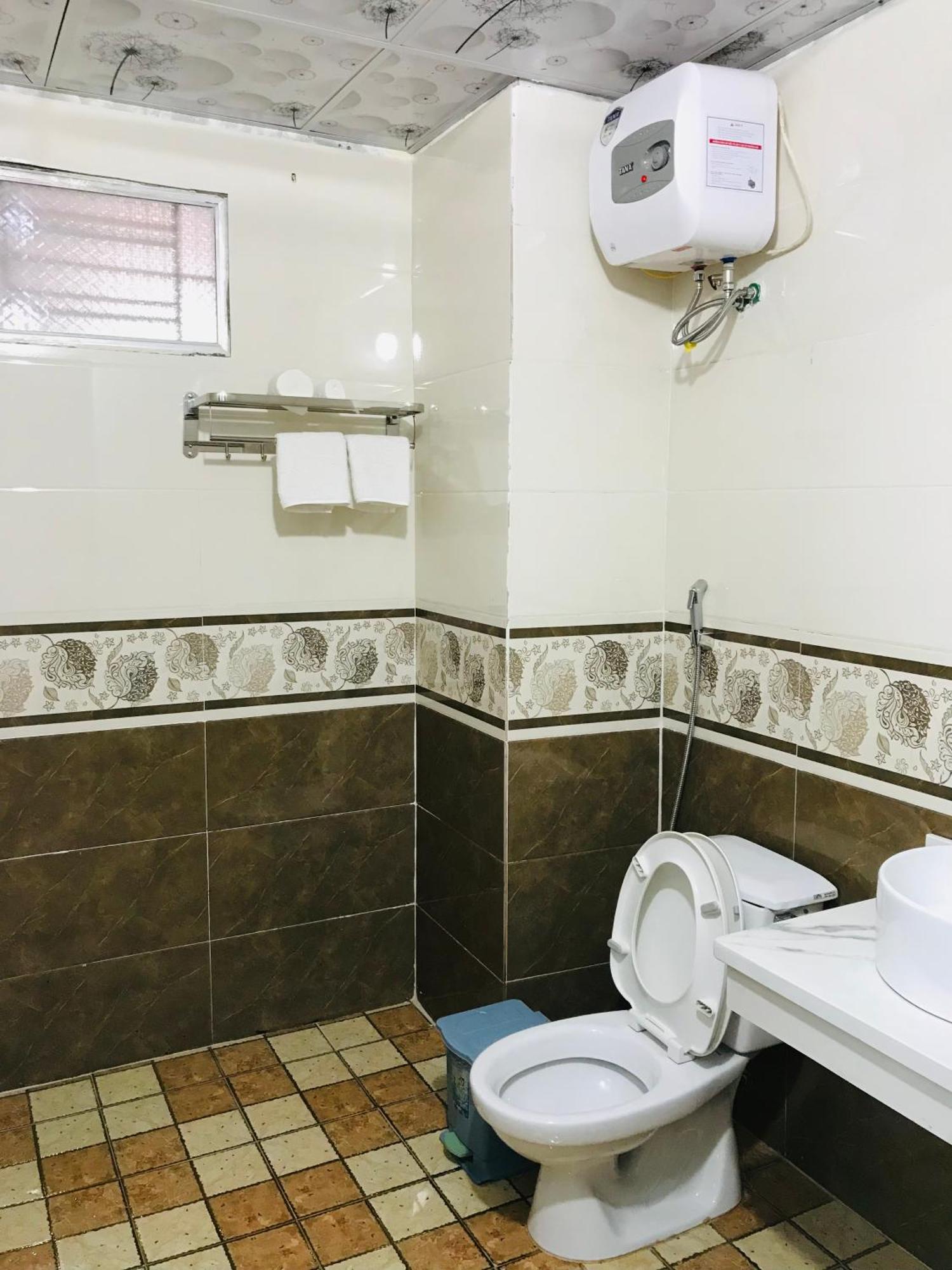 Anh Anh Hotel Bac Ha  Zewnętrze zdjęcie