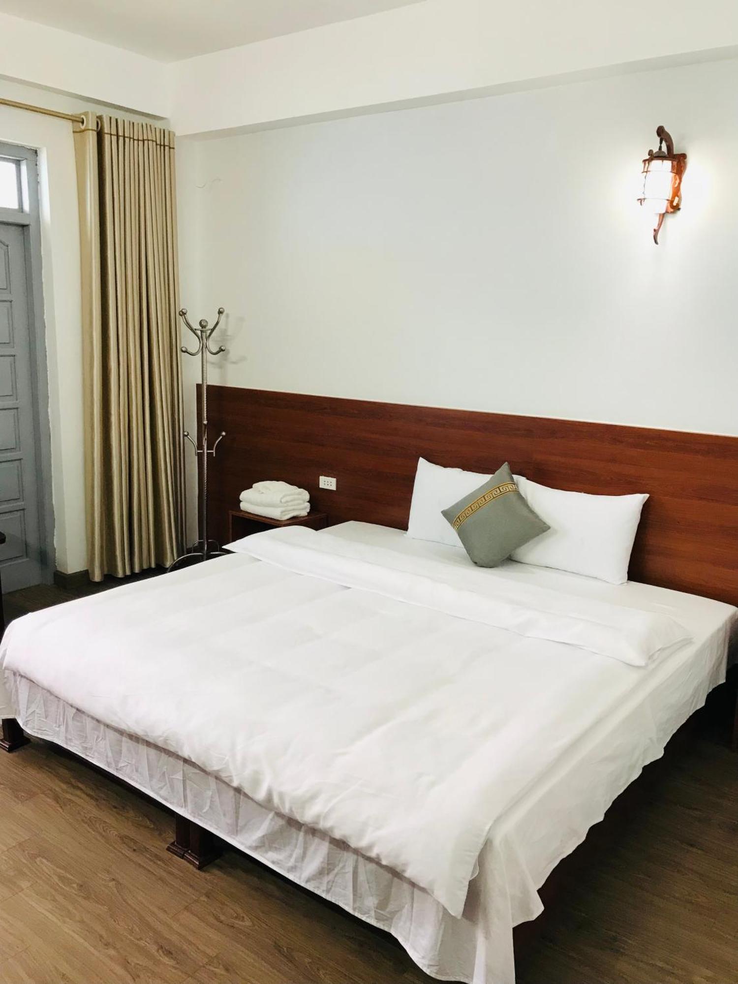 Anh Anh Hotel Bac Ha  Zewnętrze zdjęcie