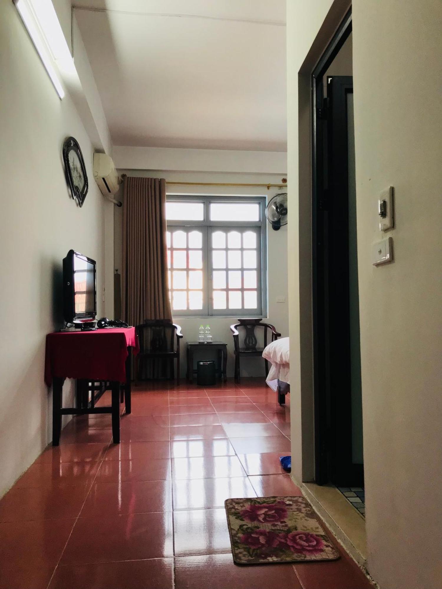 Anh Anh Hotel Bac Ha  Zewnętrze zdjęcie