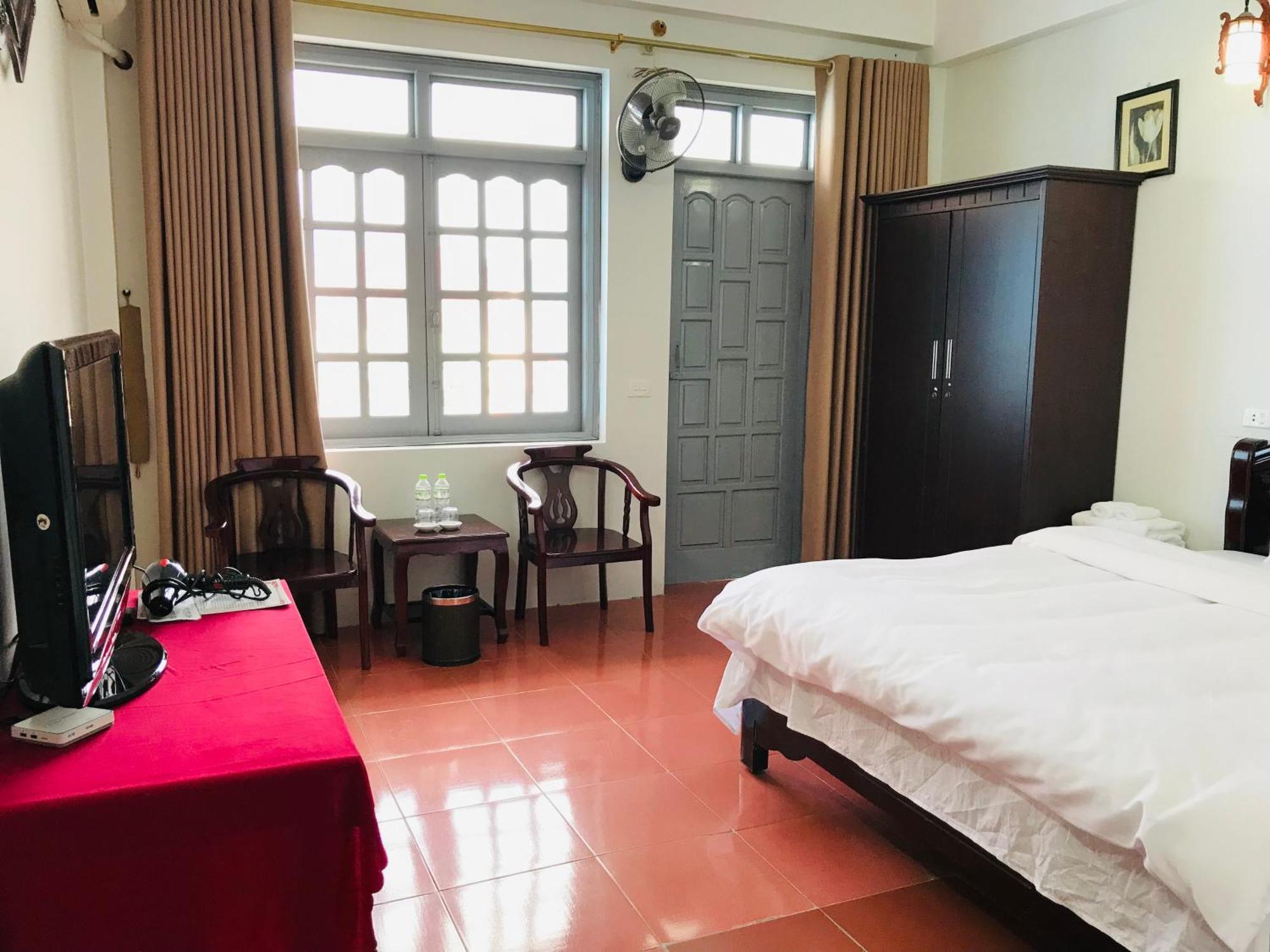 Anh Anh Hotel Bac Ha  Zewnętrze zdjęcie