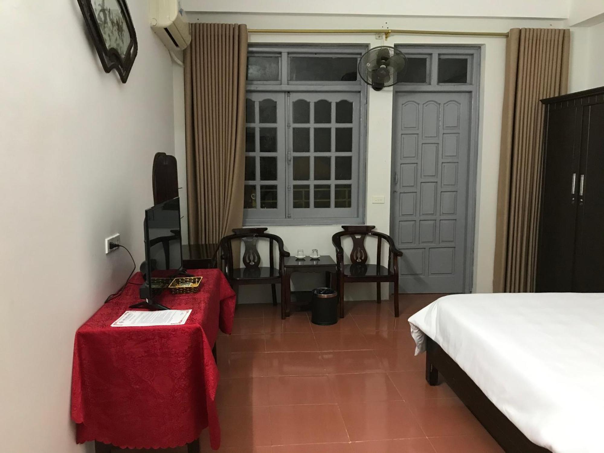 Anh Anh Hotel Bac Ha  Zewnętrze zdjęcie