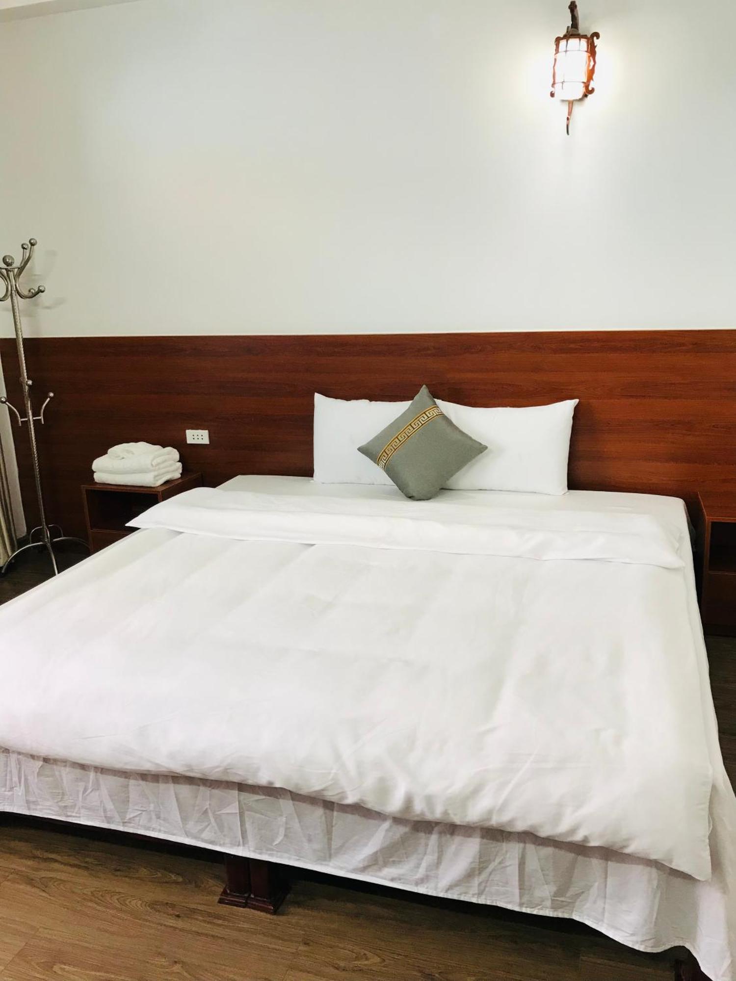 Anh Anh Hotel Bac Ha  Zewnętrze zdjęcie