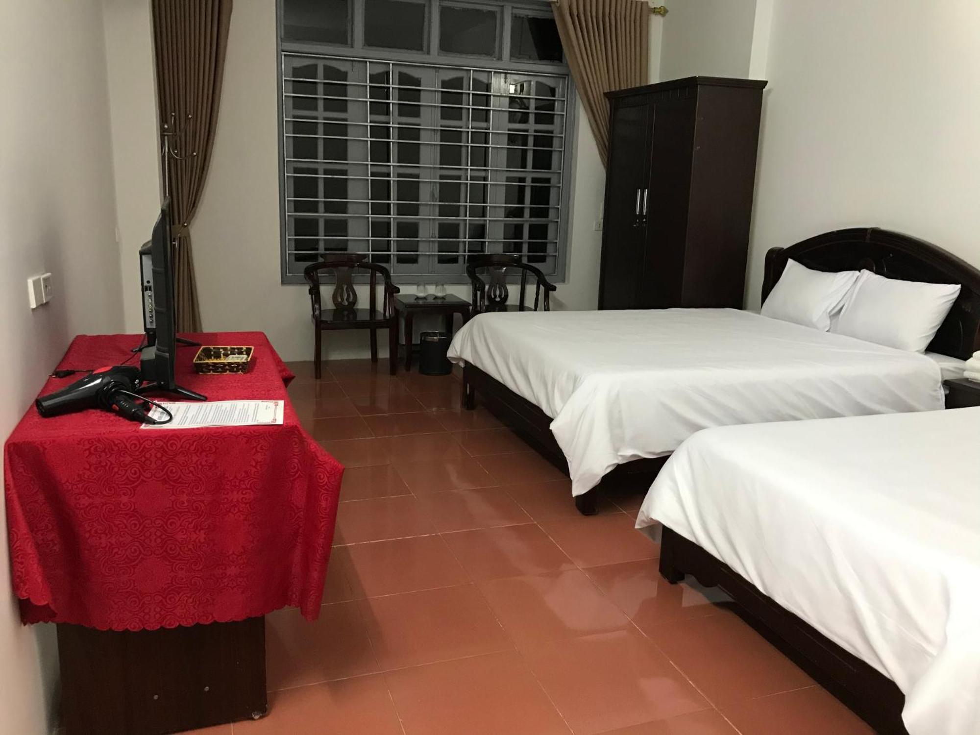 Anh Anh Hotel Bac Ha  Zewnętrze zdjęcie