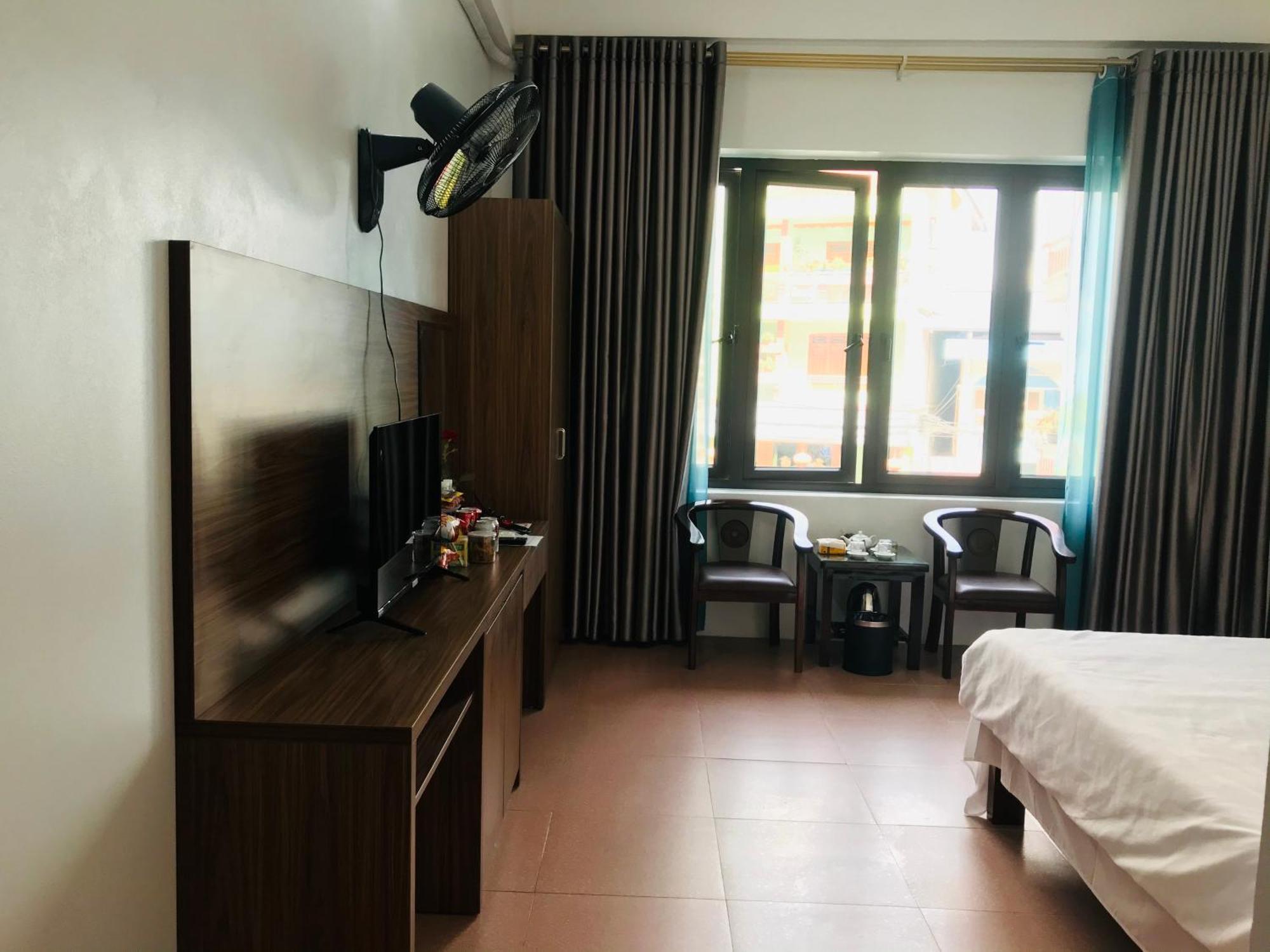Anh Anh Hotel Bac Ha  Zewnętrze zdjęcie